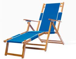 2. Frankford Umbrellas Oak Wooden Beach Chair Folding Wood Chaise Lounger