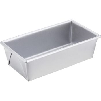 10. Chicago Metallic Uncoated Commercial Bread Pan